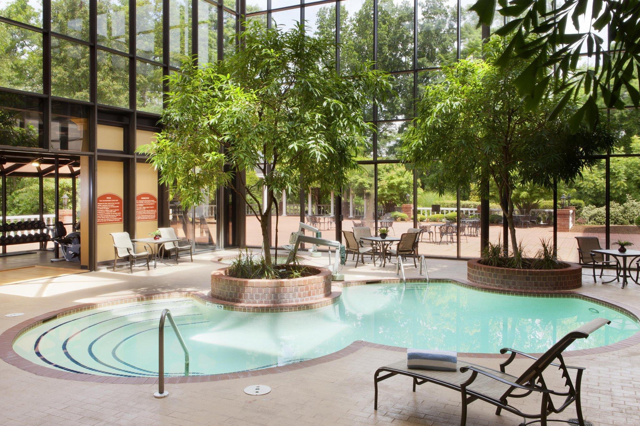 Doubletree By Hilton Charlottesville Esterno foto