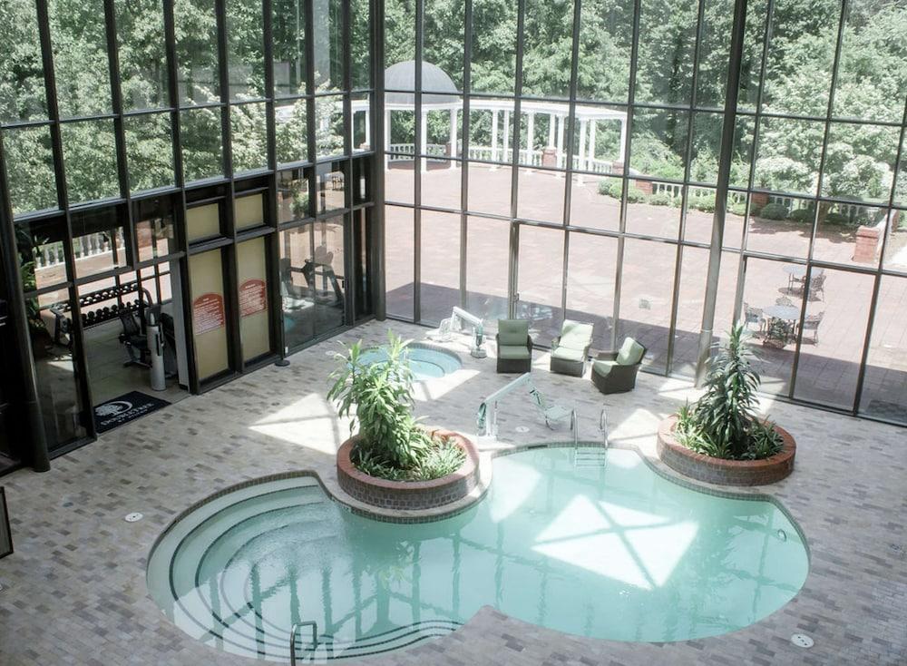 Doubletree By Hilton Charlottesville Esterno foto