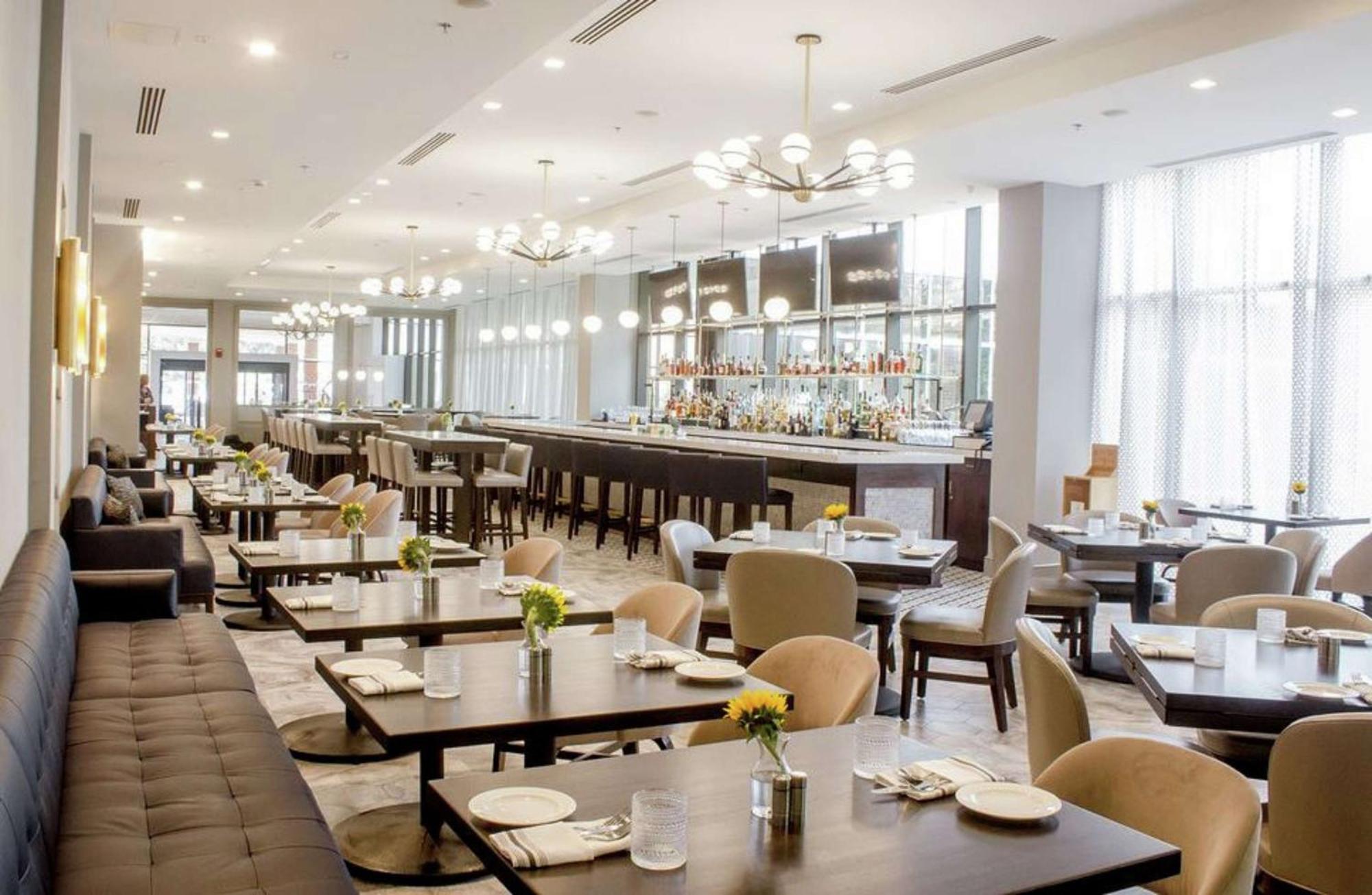 Doubletree By Hilton Charlottesville Esterno foto