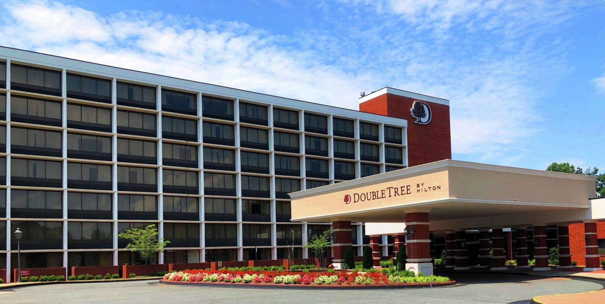 Doubletree By Hilton Charlottesville Esterno foto